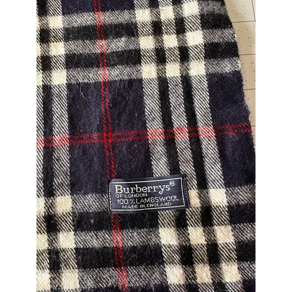 Burberrys of London 100‎ Lambswool Plaid Scarf Made in England
